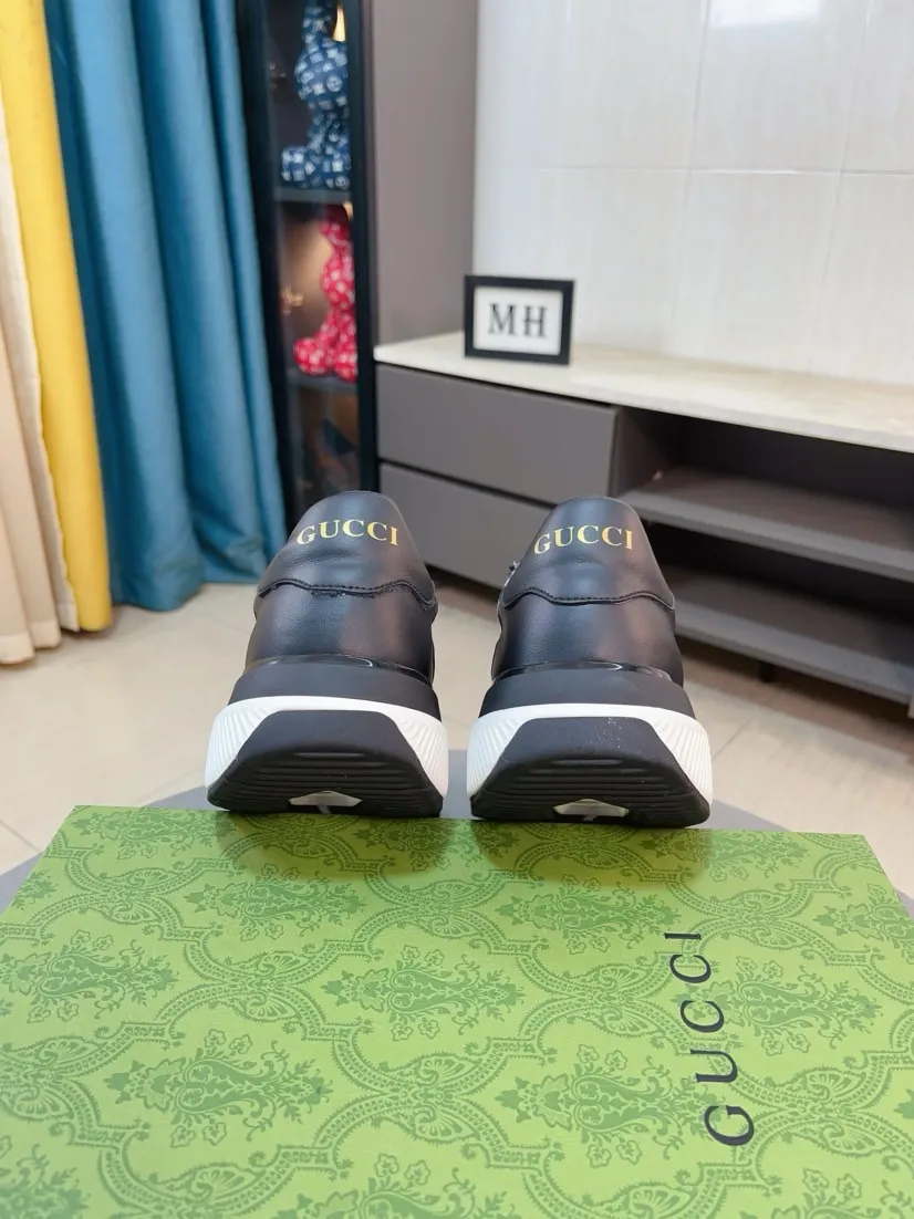 Men's shoes 💰458🌹🌹[GUCCI] Gucci's new lace-up casual men's shoes are on the market first, and the materials and workmanship are superior to all versions on the market. The highest quality shipped first-layer cowhide with imported original perforated materials➕Genuine leather lining, privately molded soft outsole, high foot comfort, imported special materials highlight the brand's unique charm, high-end customization 38-44
